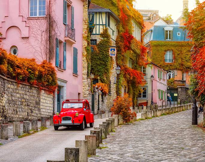 montmartre-the-heart-of-bohemian-paris-included-experience