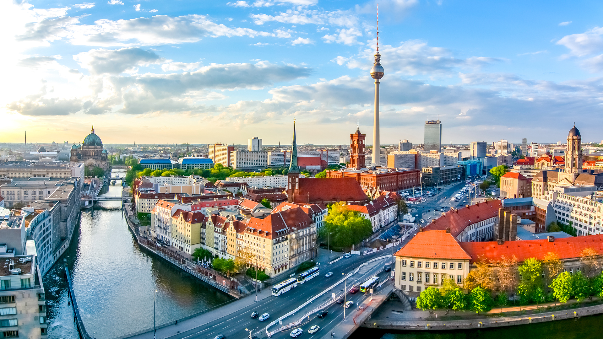 Discover Berlin on a guided tour