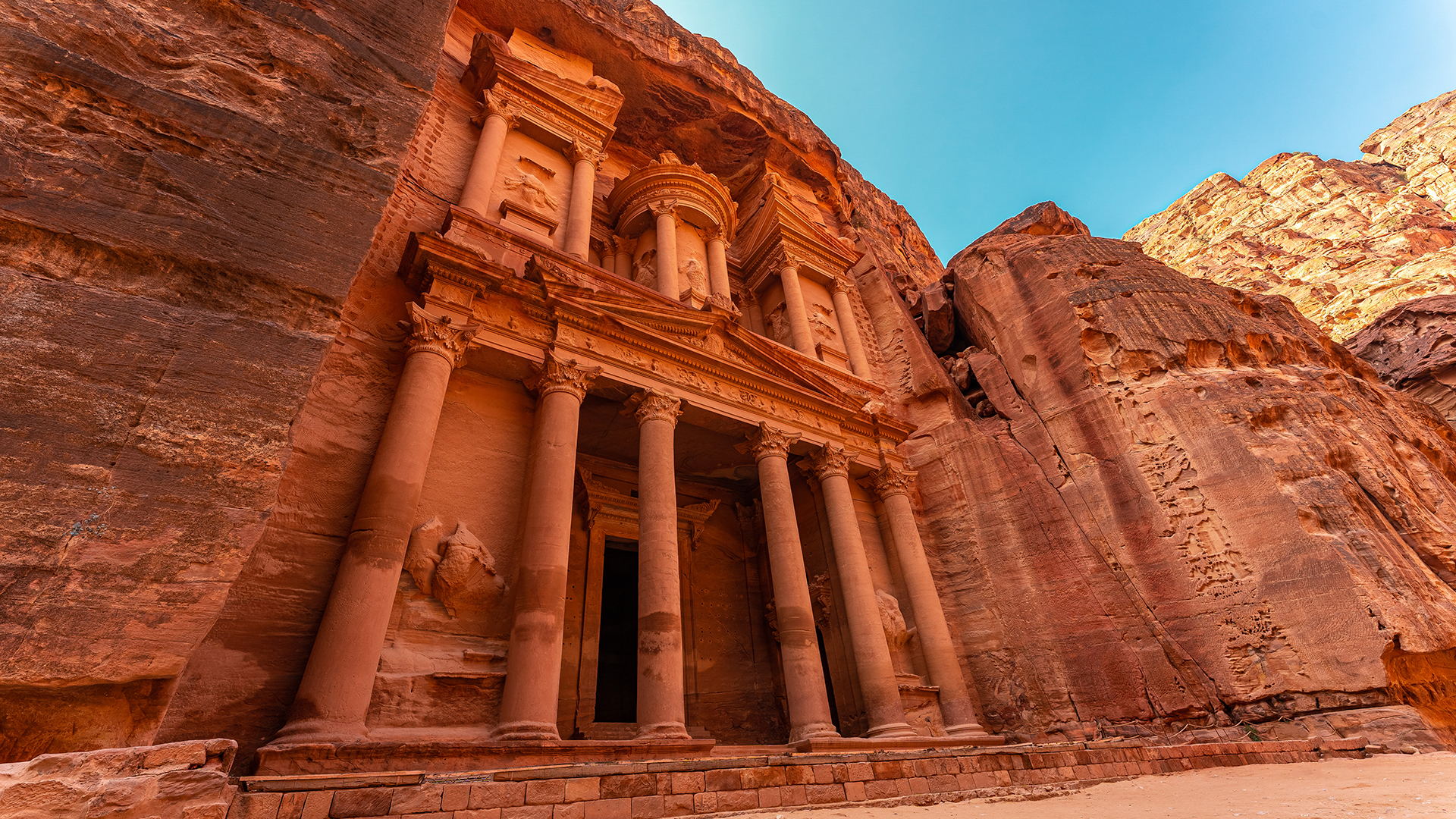 jordan-petra-mausoleum-al-khazne