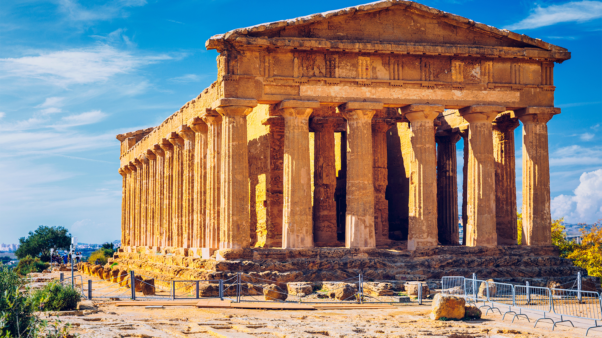 Valley-of-the-Temples-swiper-hero-gallery