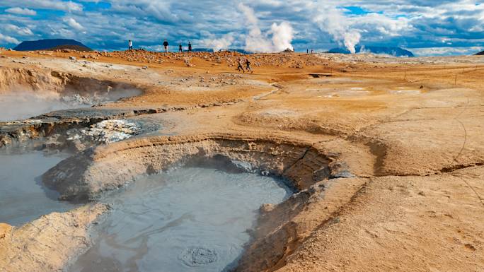 spend-time-námaskarð-geothermal-area-included-experience