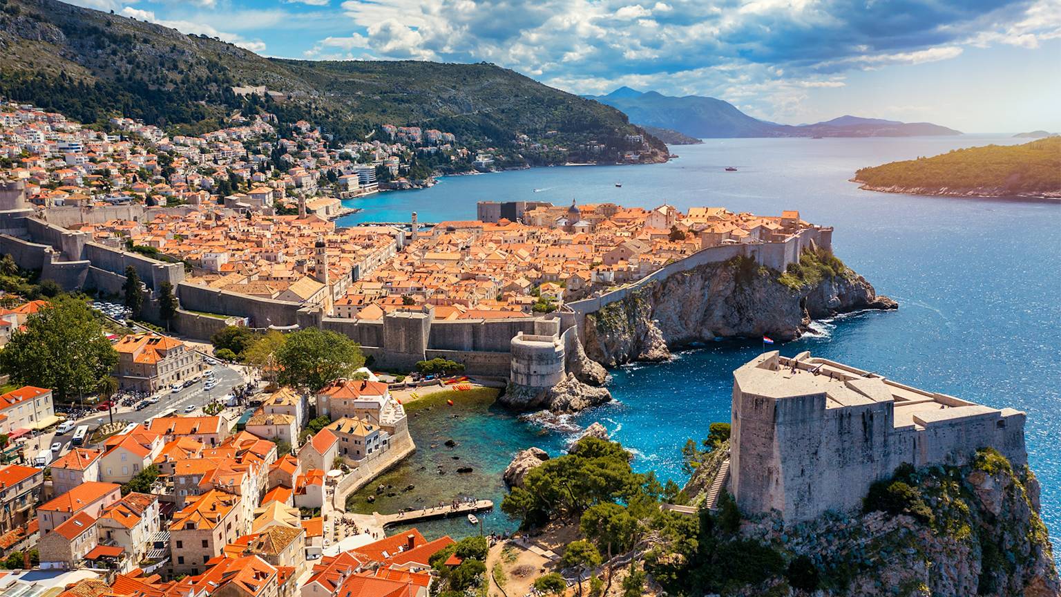 dubrovnik-croatia-fortress-dalmatia-swiper-hero-gallery