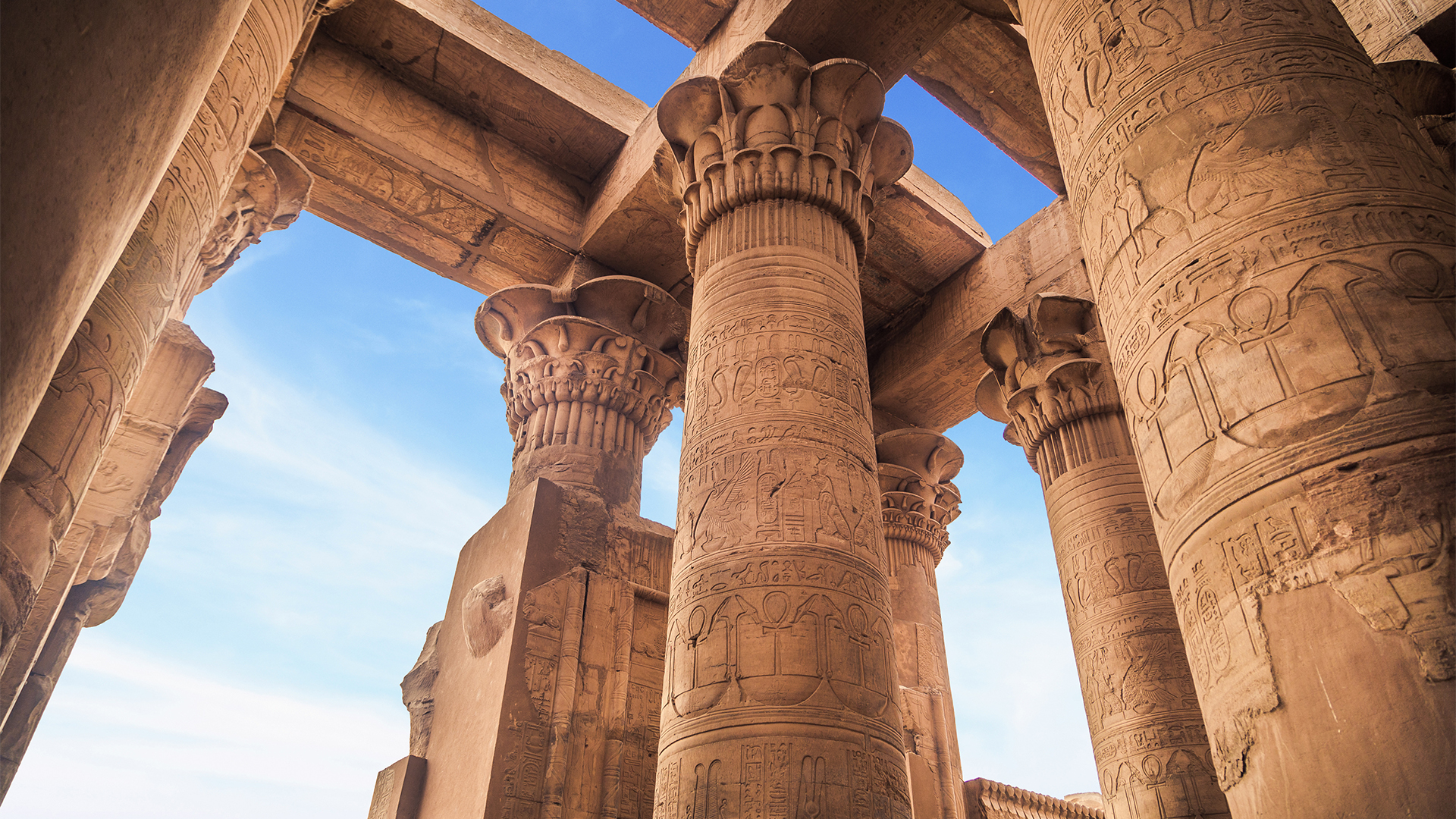 kom-ombo-temple-details-egypt-swiper-hero-gallery