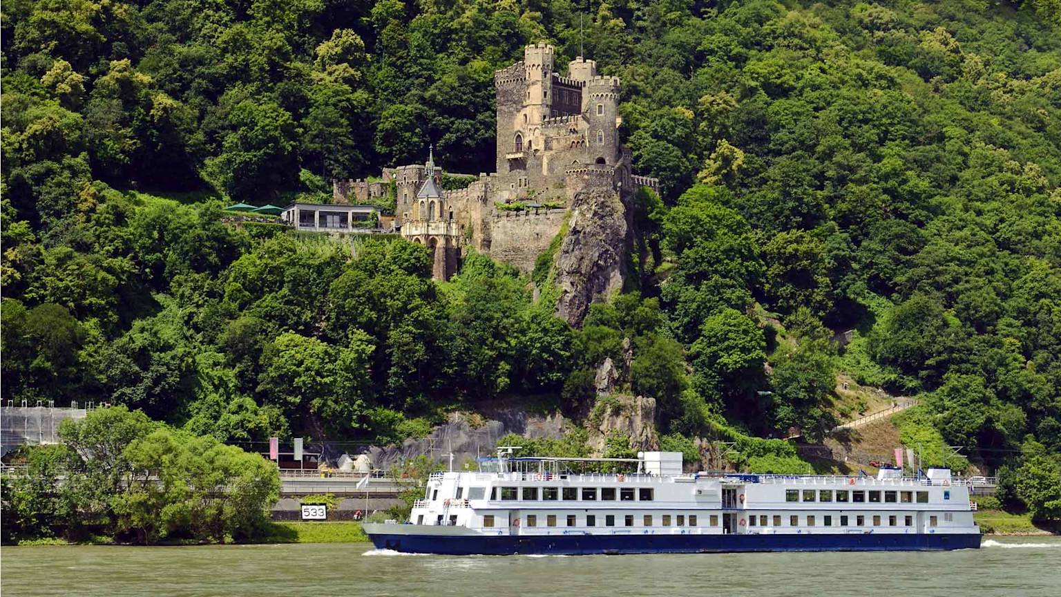 day2-rhine-river-cruise-germany-europe-vistas
