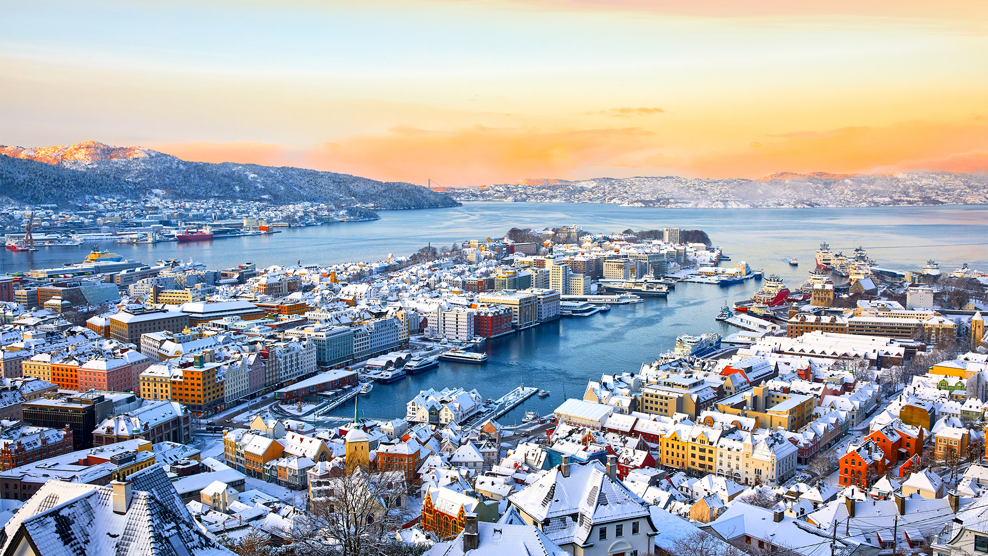 bergen-harbor-winter-sunrise-norway-swiper-hero-gallery