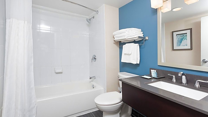 Wyndham-Garden-Niagara-Falls-2