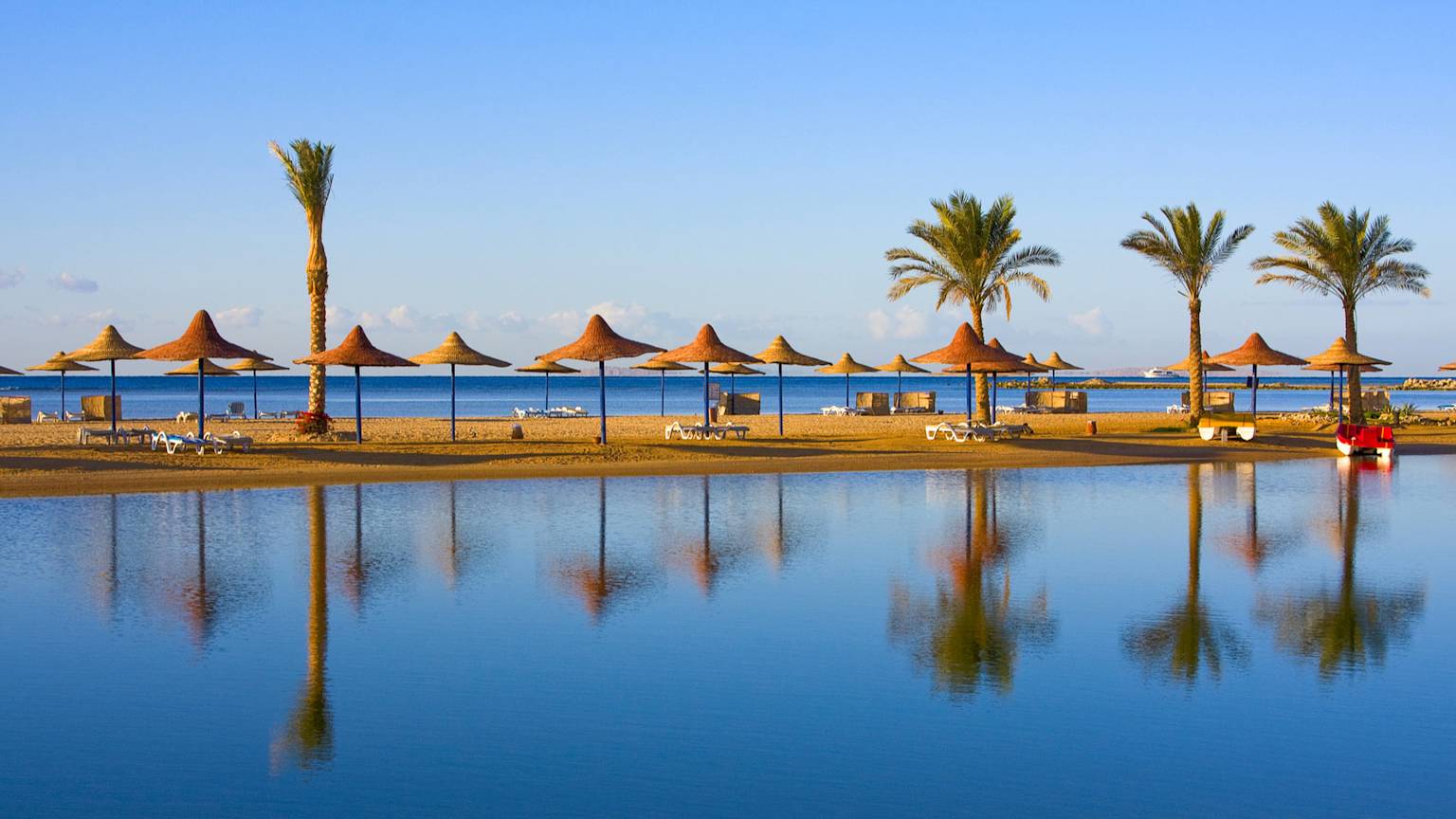 red-sea-beach-in-hurghada-egypt