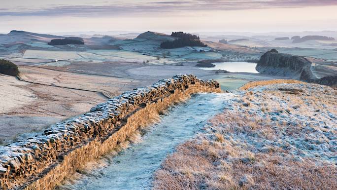 photo-stop-at-hadrians-wall-winter-experience