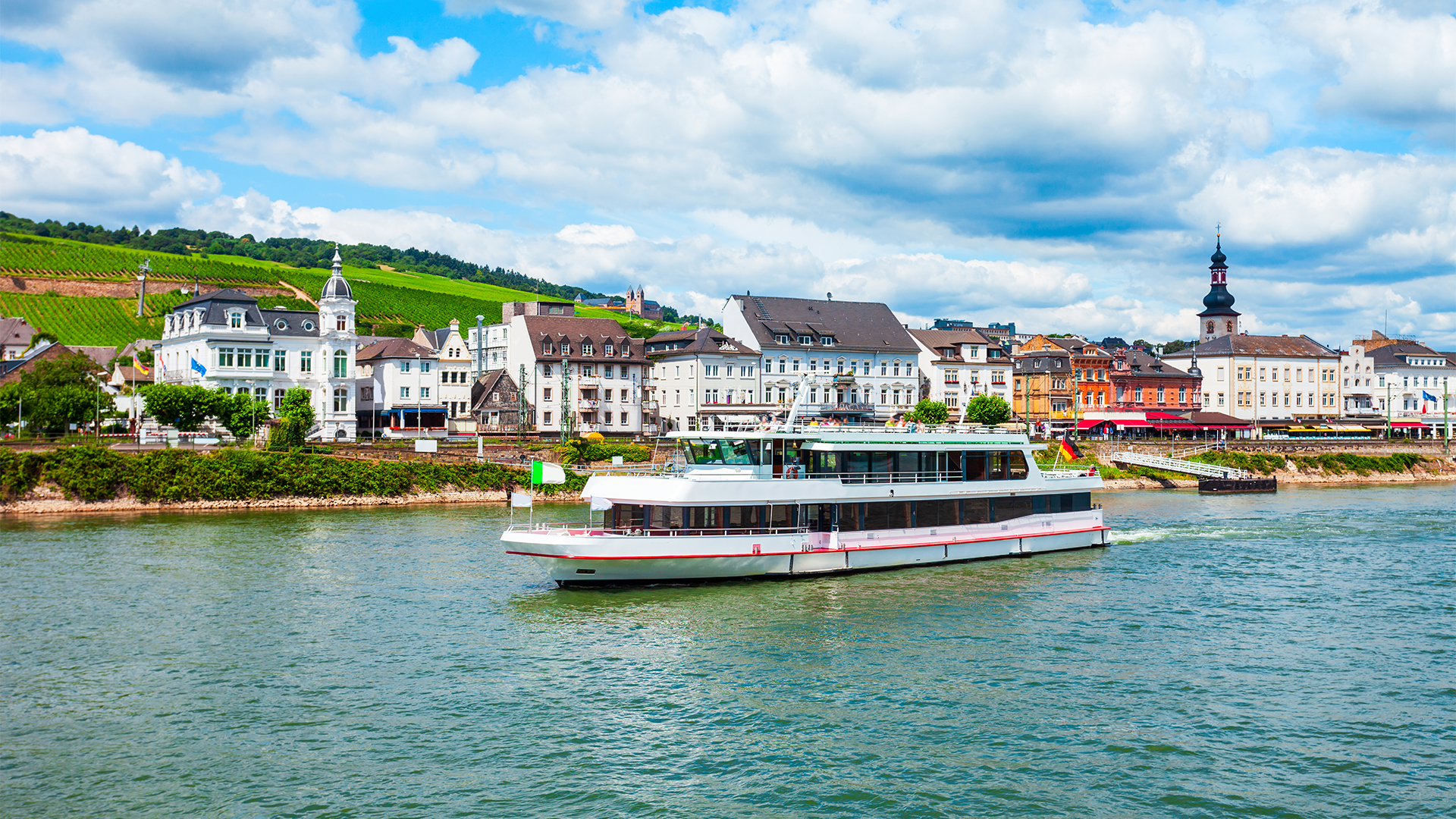Rhine-Valley-Cruise-Germany-boat-swiper-hero-gallery