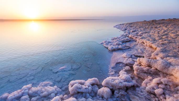 step-into-the-dead-sea-experience