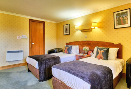 muthu-ben-doran-hotel-room