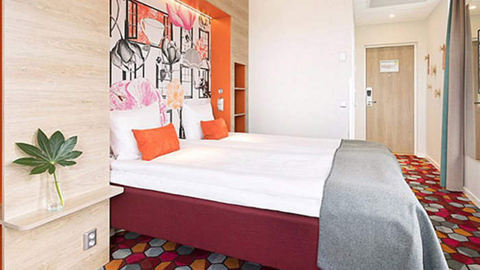 Stockholm-Motel-L-Alvsjo-bedroom