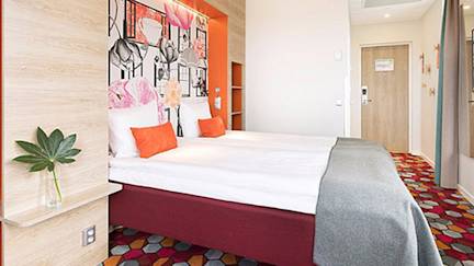 Stockholm-Motel-L-Alvsjo-bedroom