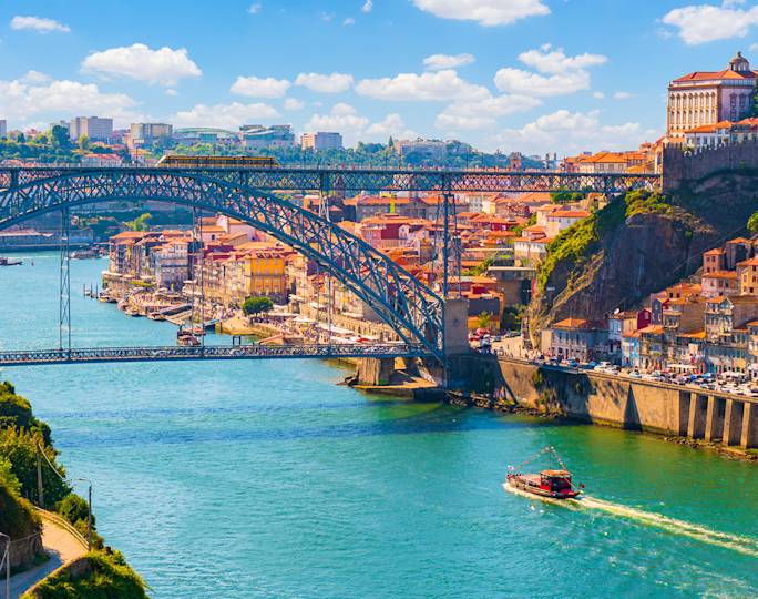 driving-and-walking-tour-of-porto-experience