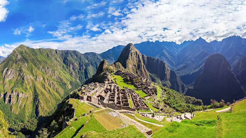 machu-picchu-peru-ancient-incan-city-andes-mountains-vacation