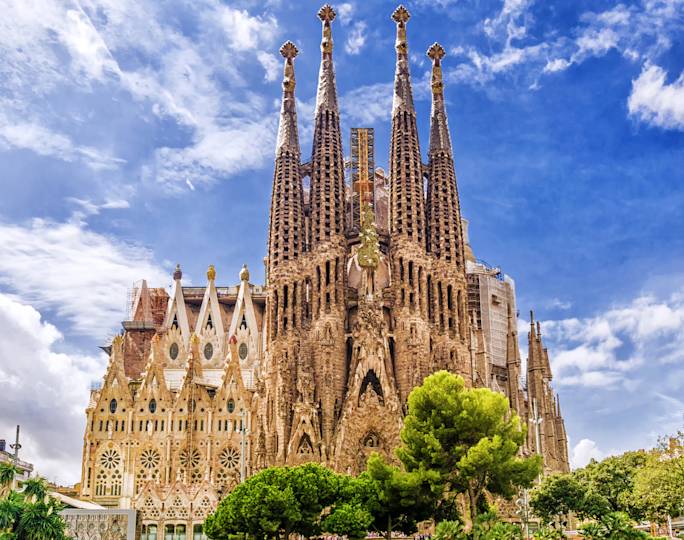 barcelona-spain-sagrada-familia