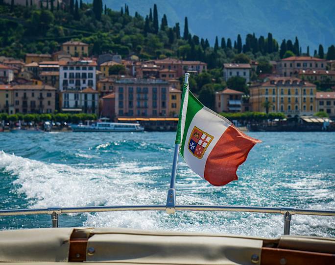 boat-ride-lake-como-included-experience