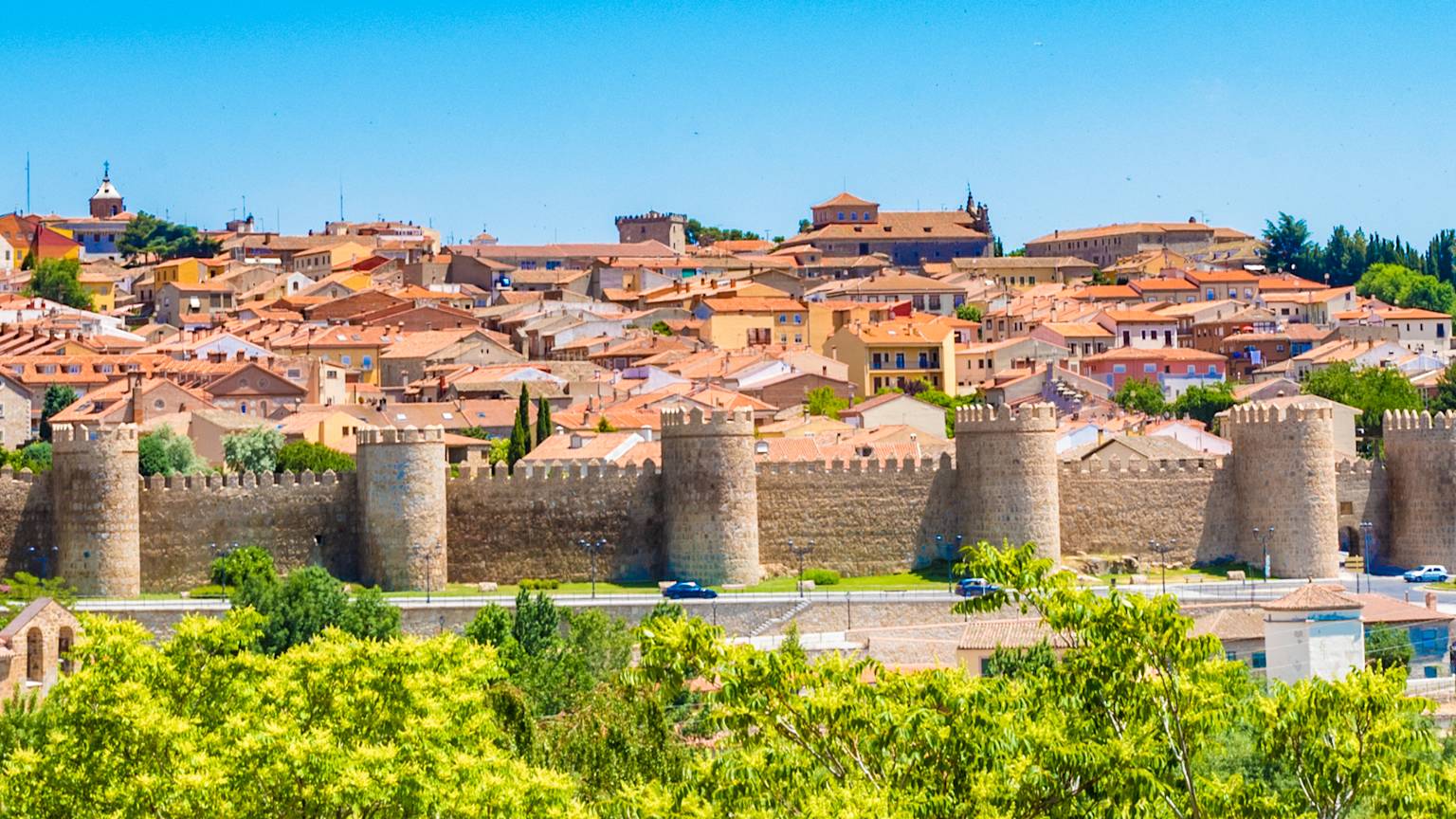 Avila-Spain-swiper-hero-gallery