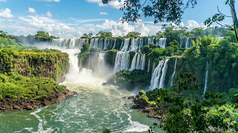 brazil-country-listing-pages-iguazu-falls