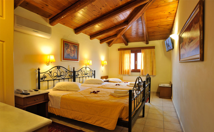 Parnassos-Hotel1-2017