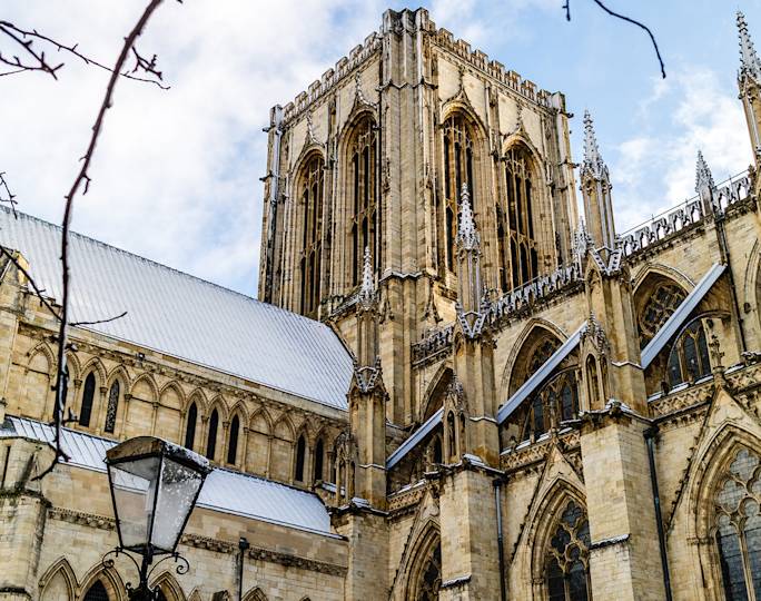 walking-tour-of-york-winter-experience