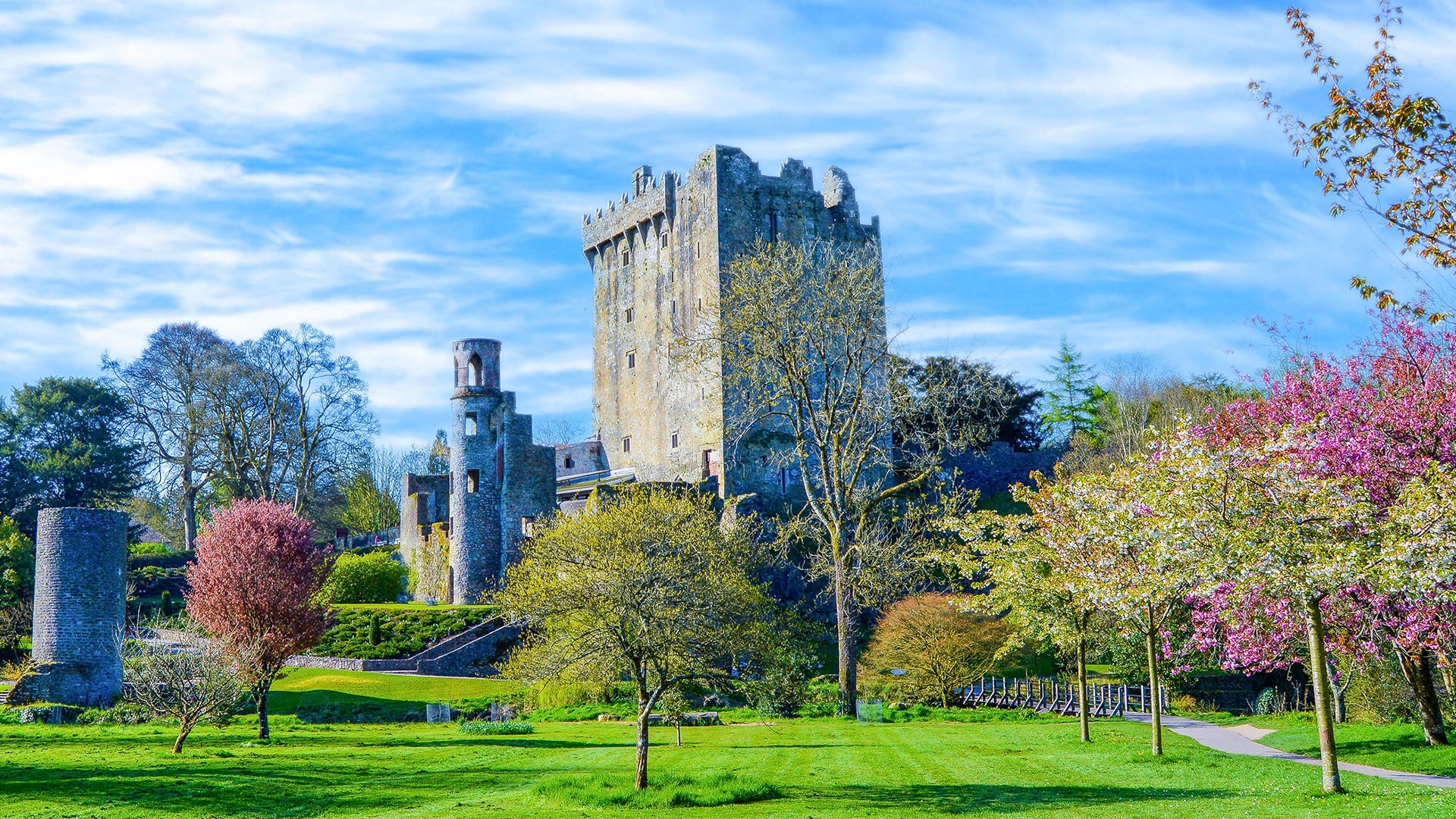 Ireland-Blarney-Castle