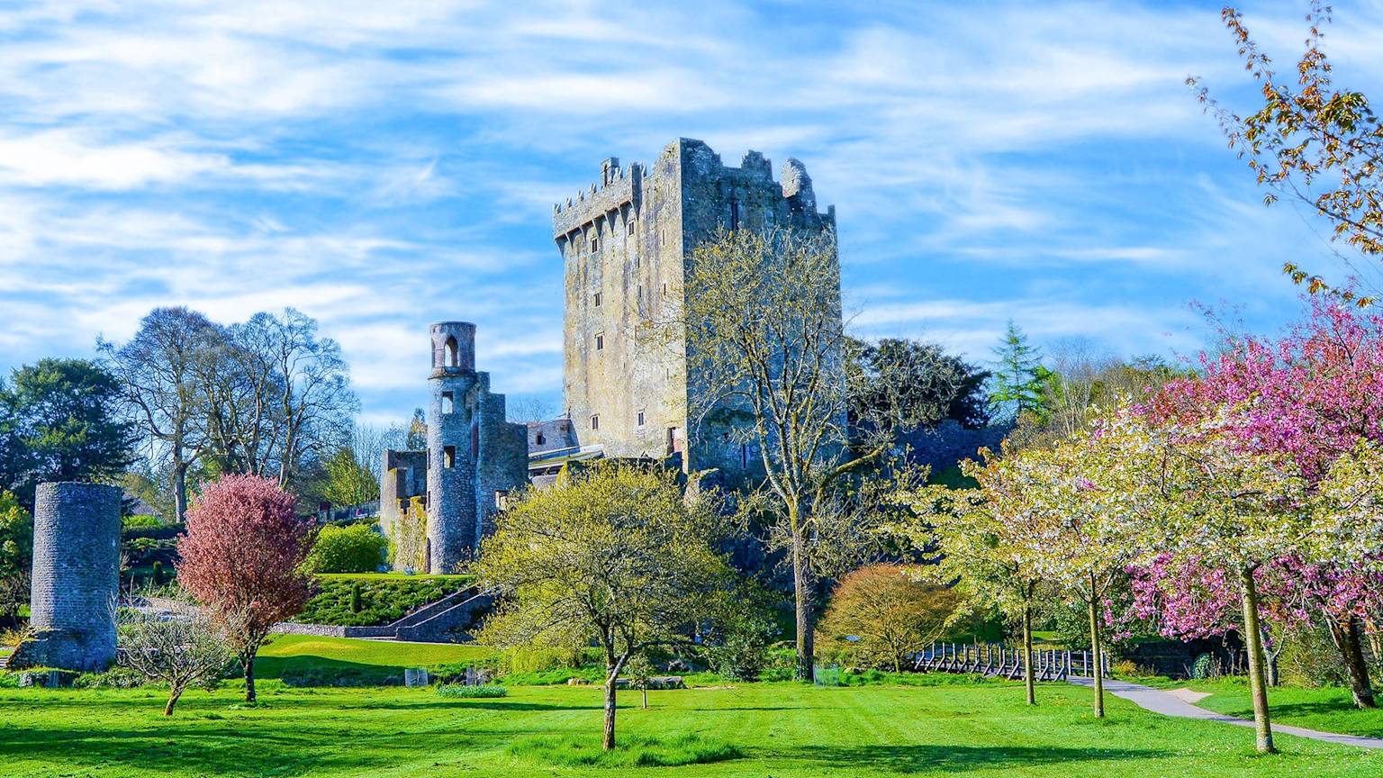 Ireland-Blarney-Castle