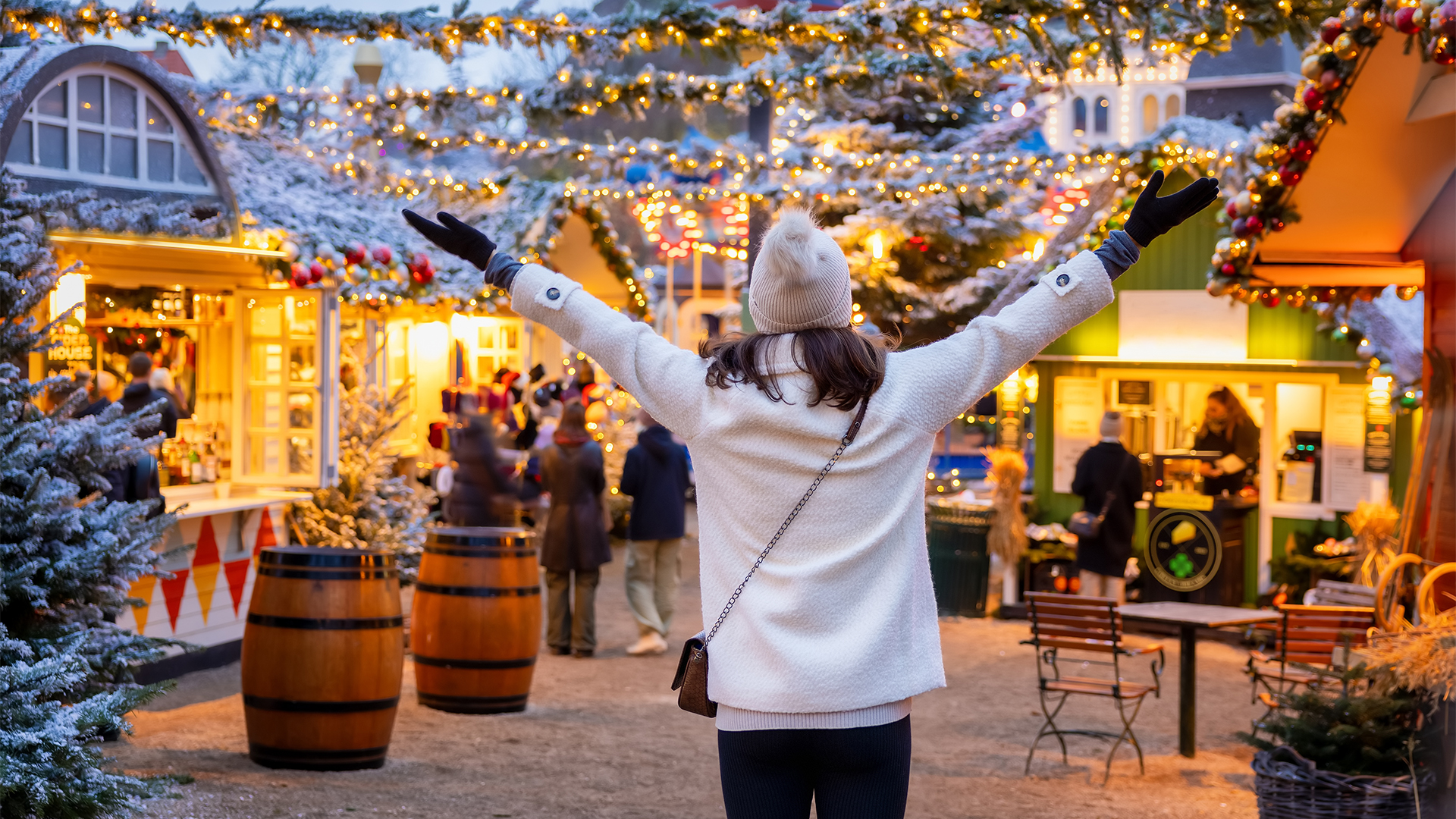 christmas-market-copenhagen-denmark-winter-swiper-hero-gallery