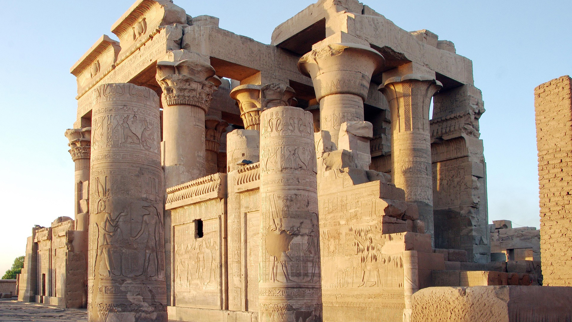 Discover the Temple of Kom-Ombo