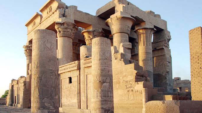 visit-the-temple-of-kom-ombo-experience