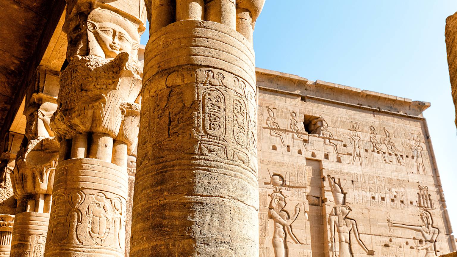philae-temple-details-aswan-egypt-swiper-hero-gallery