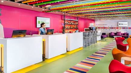 Budapest-Ibis-Styles-Budapest-Citywest-lobby