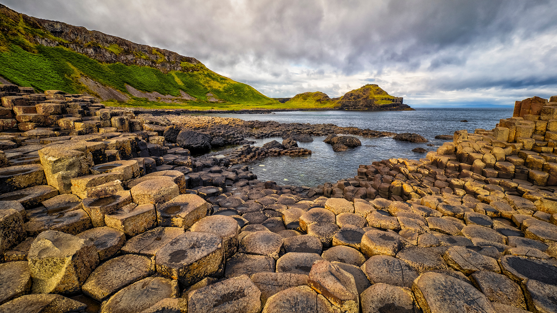 giants-causeway-stones-nature-ireland