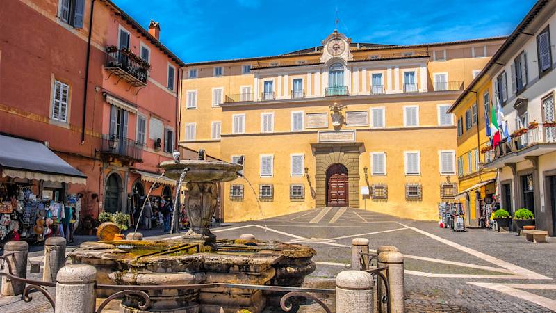 san-marino-country-listing-page-piazza-della-liberta