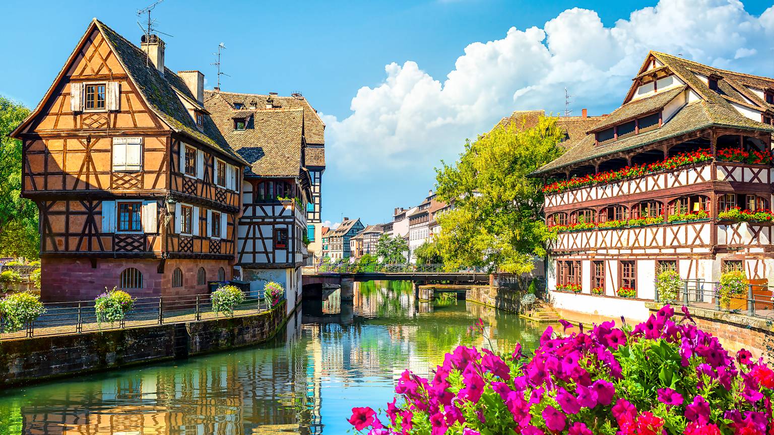 petite-france-strasbourg-france