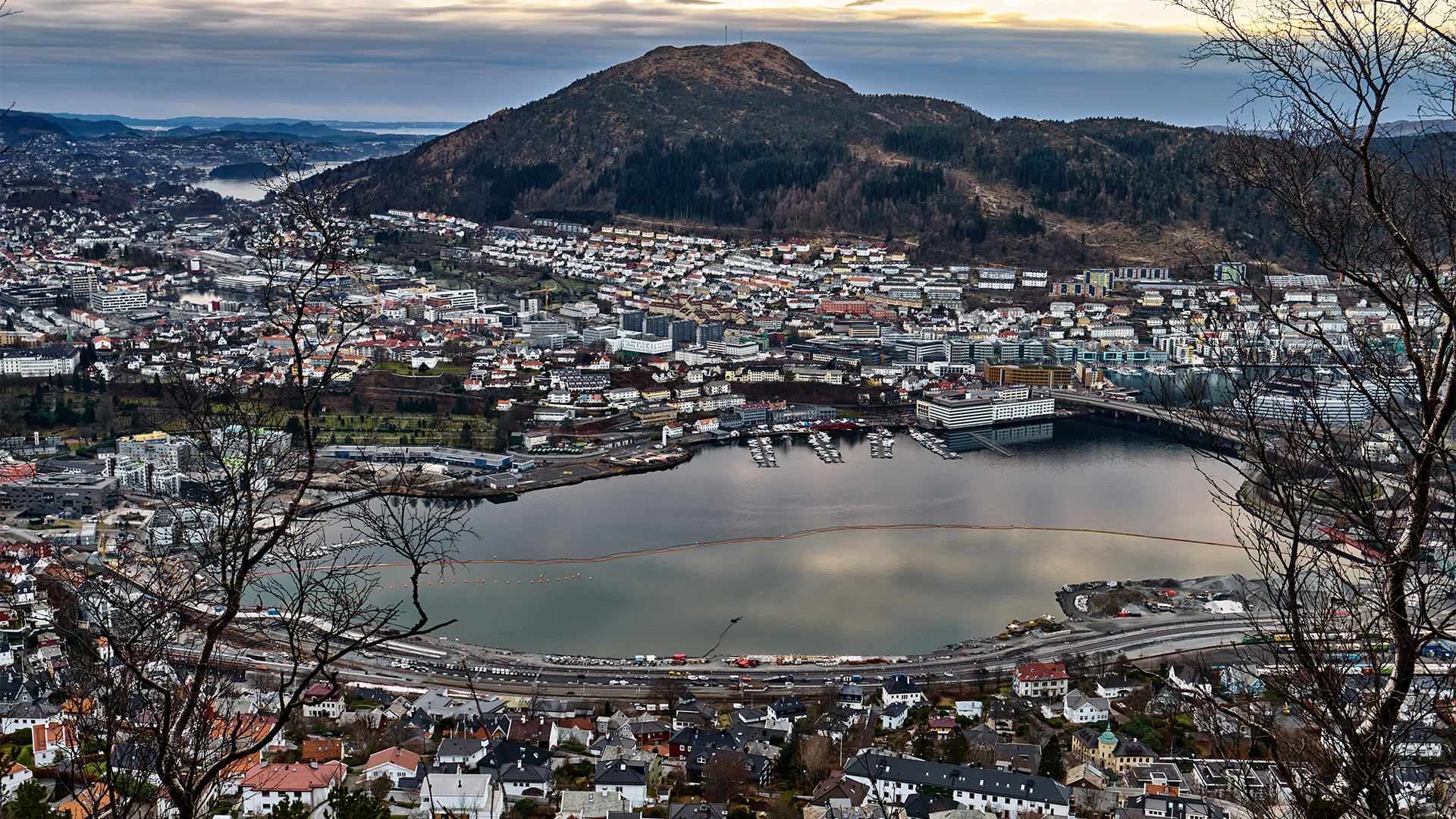Bergen-peninsula-in-norway-in-winter