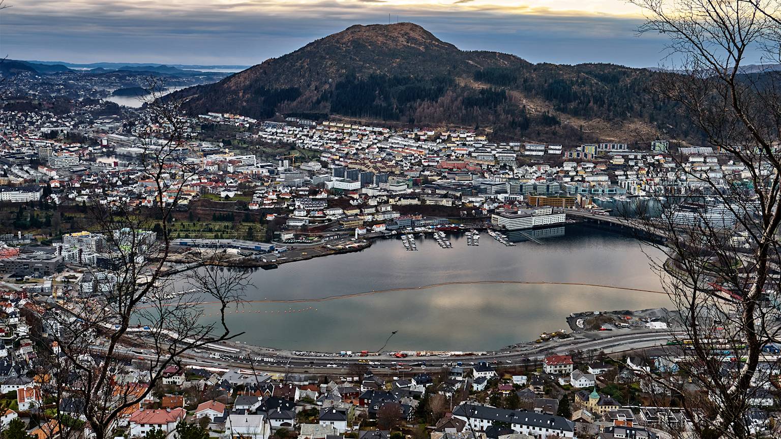 Bergen-peninsula-in-norway-in-winter