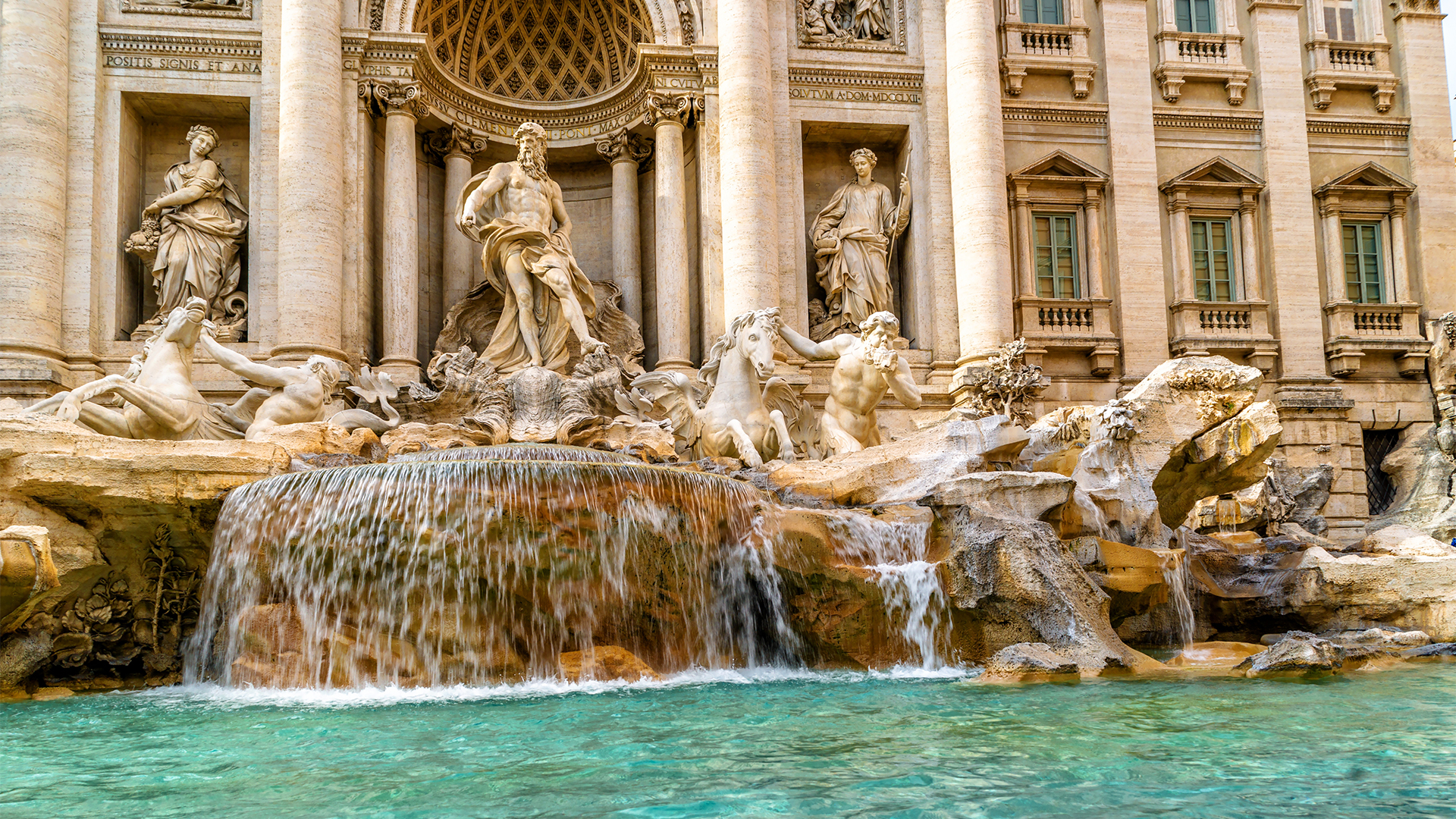Rome-trevi-fountain-swiper-hero-gallery