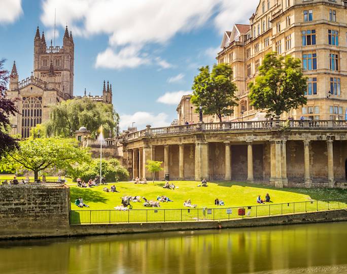 orientation-tour-of-bath-experience