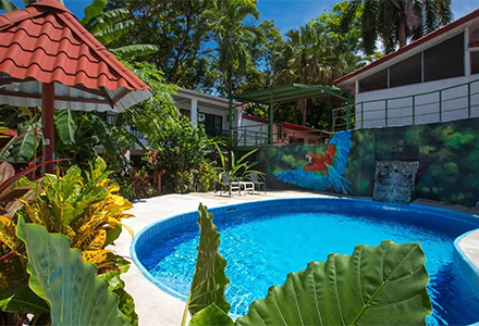 hotel-mono-azul-quepos-hotel-pool