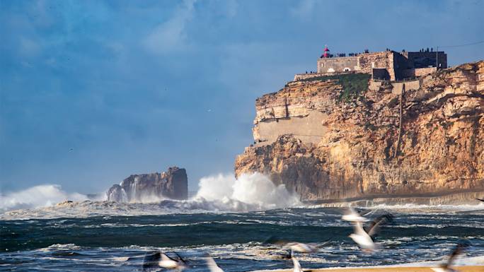 watch-the-wave-in-nazare-experience