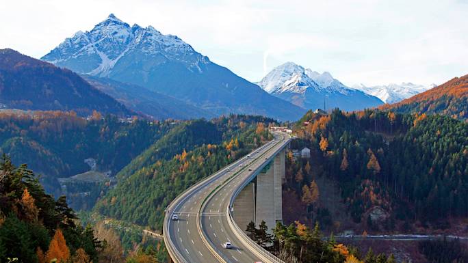 scenic-drive-along-brenner-pass-experience