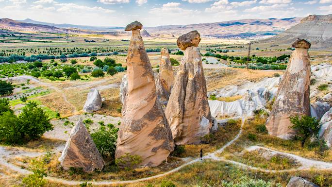see-the-fairy-chimneys-of-cappadocia-experience