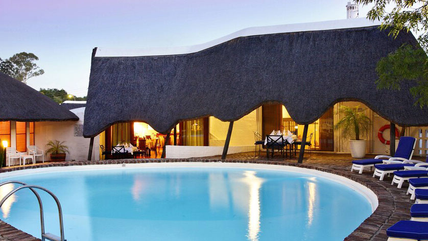 Protea-Hotel-by-Marriott-Oudtshoorn-Riempie-Estate-outside