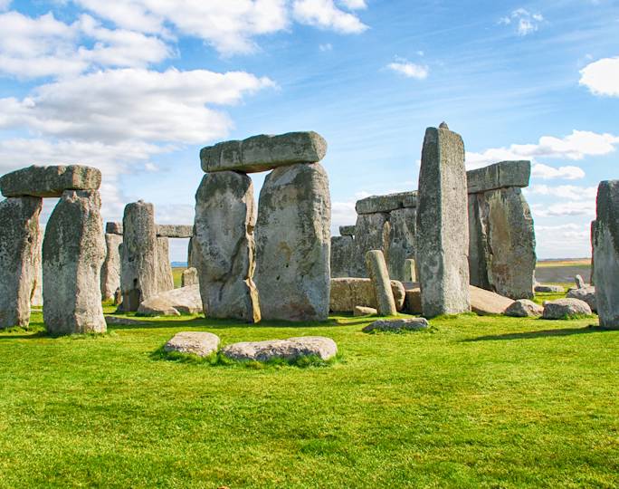 england-country-listing-page-stonehenge