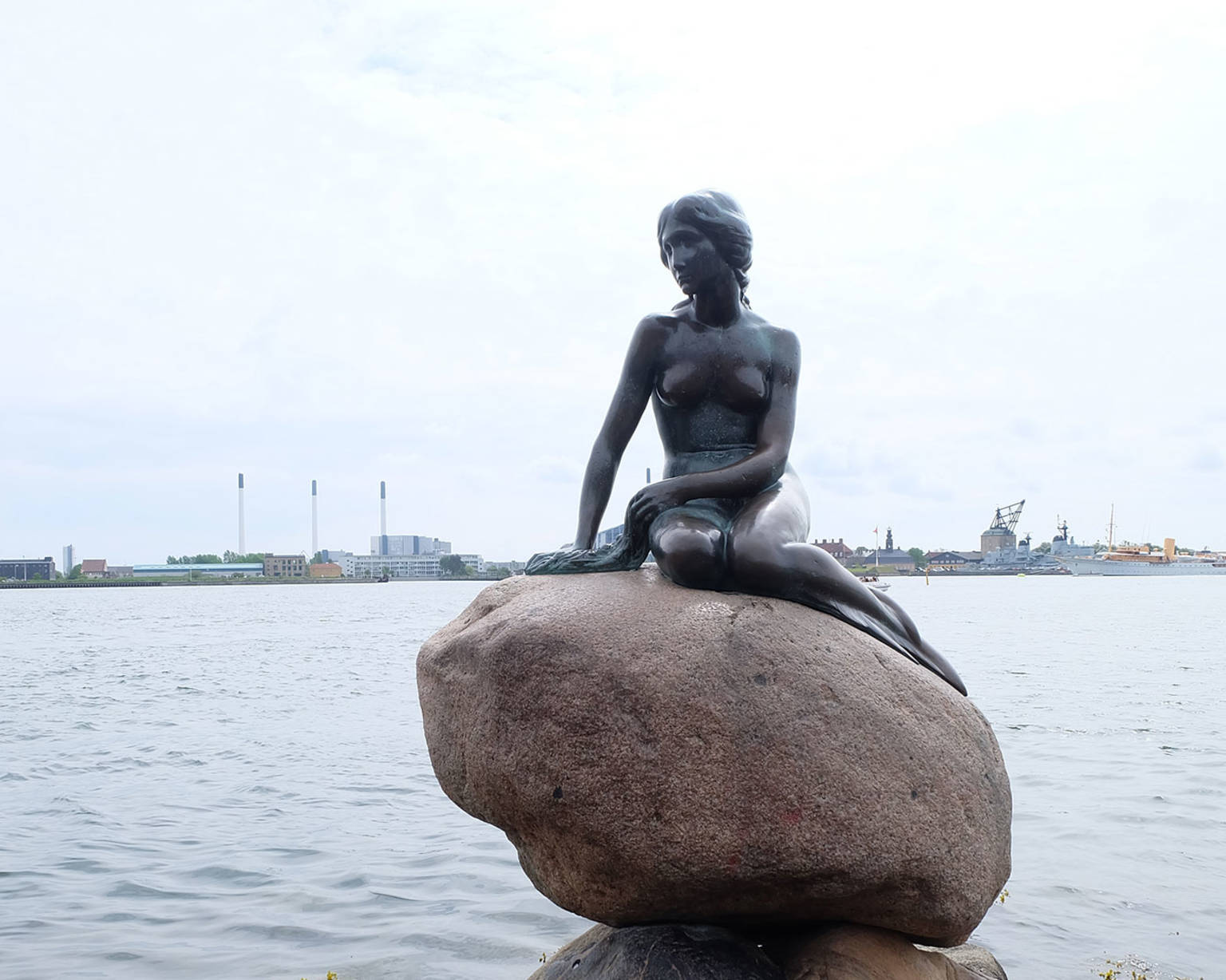 denmark-country-listing-page-little-mermaid-statue