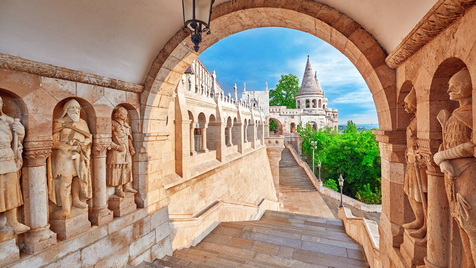 hungary-country-listing-pages-budapest