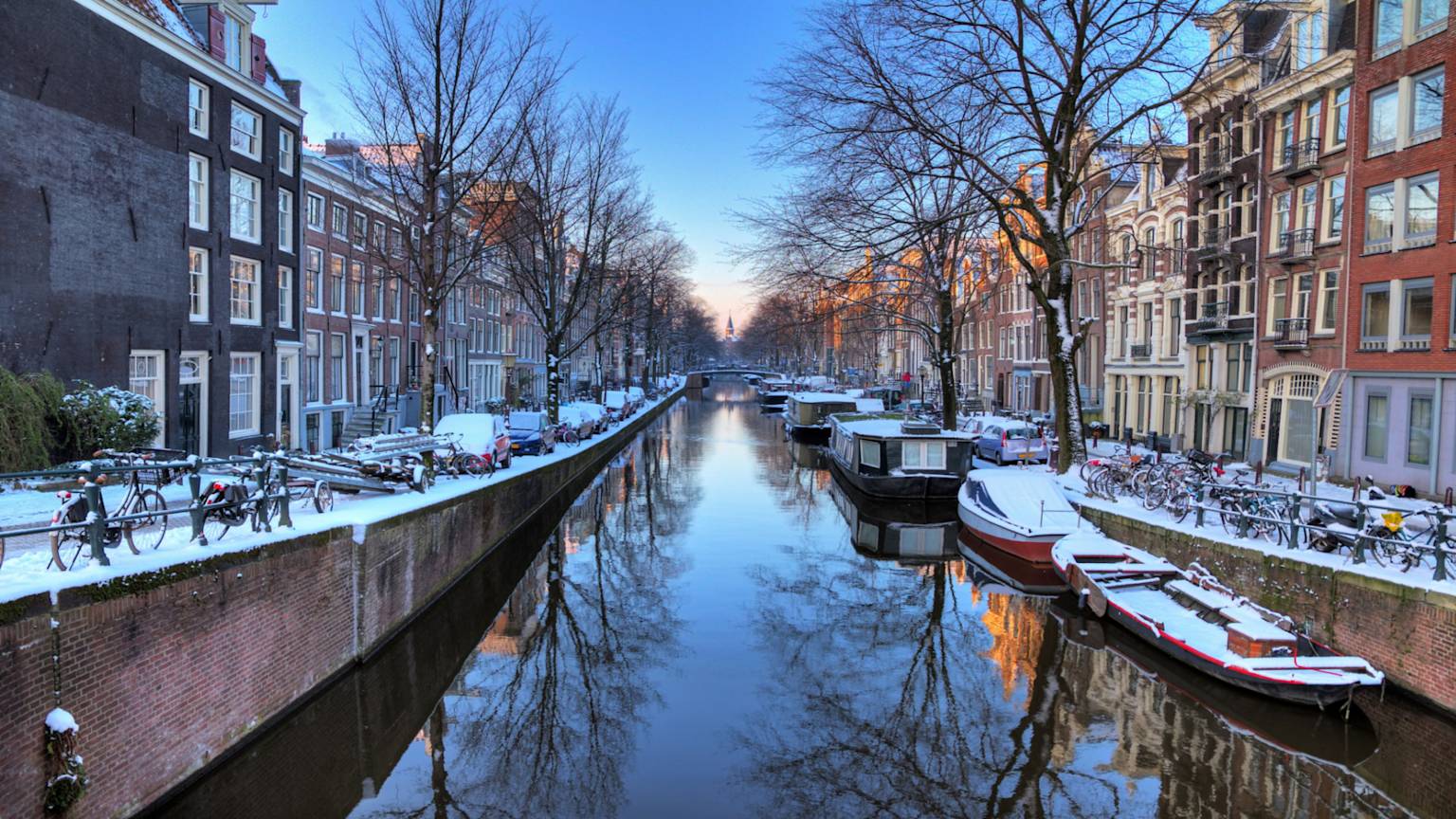 beautiful-early-morning-winter