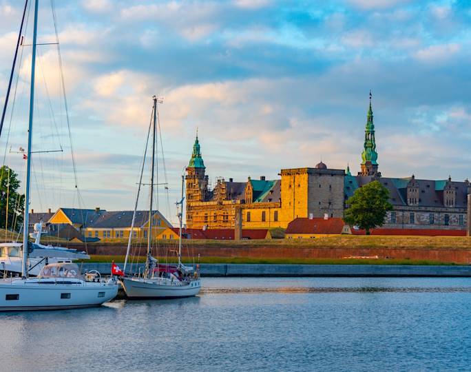 ferry-trip-from-helsingor-to-helsingborg-sweden-experience