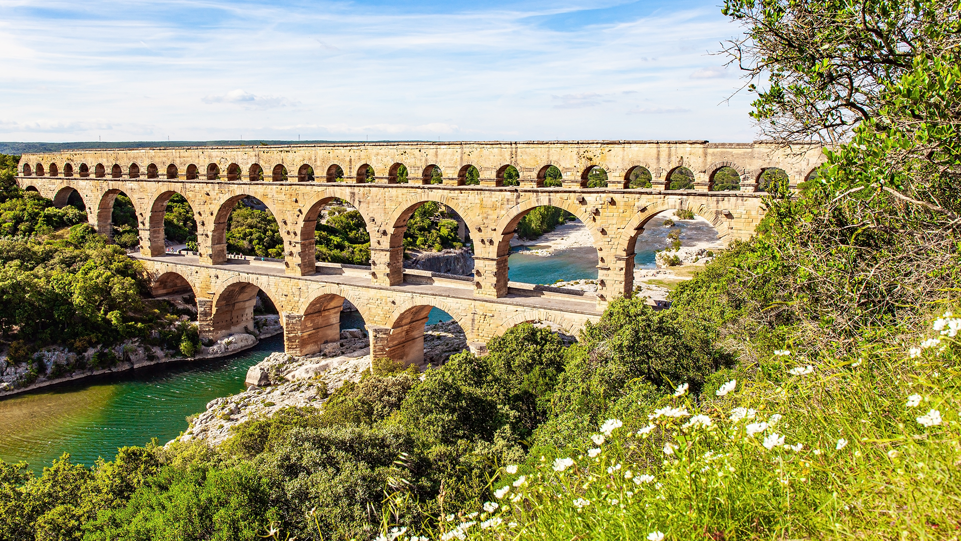 Pont-du-Gard-bridge-France